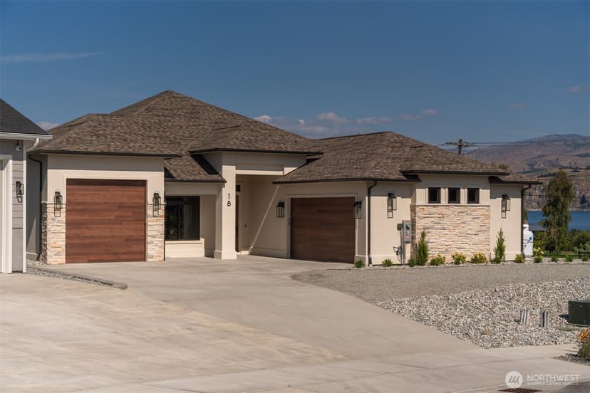 Property photo for 18 Loretta Lane, Chelan photo 3