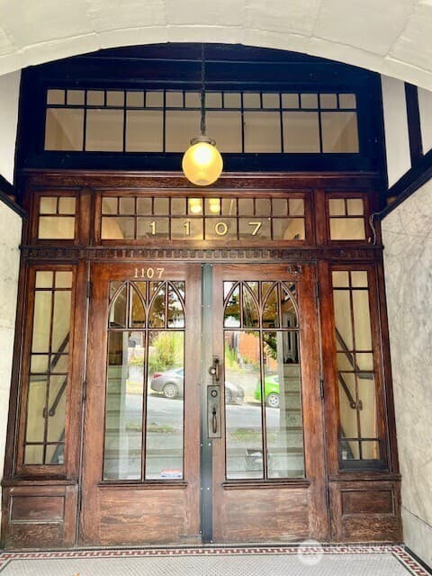 Property photo for 1107 E Denny Way #A4, Seattle photo 3