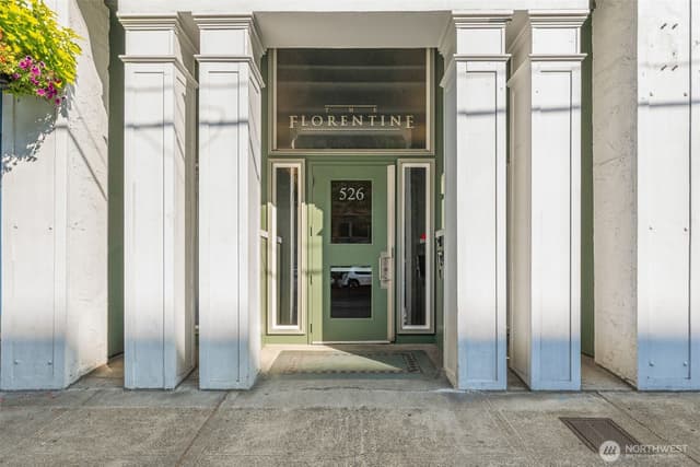 Property photo for 526 1st Avenue S #511, Seattle photo 3