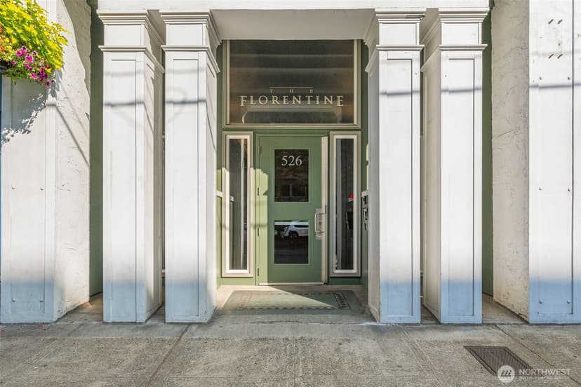 Property photo for 526 1st Avenue S #511, Seattle photo 3