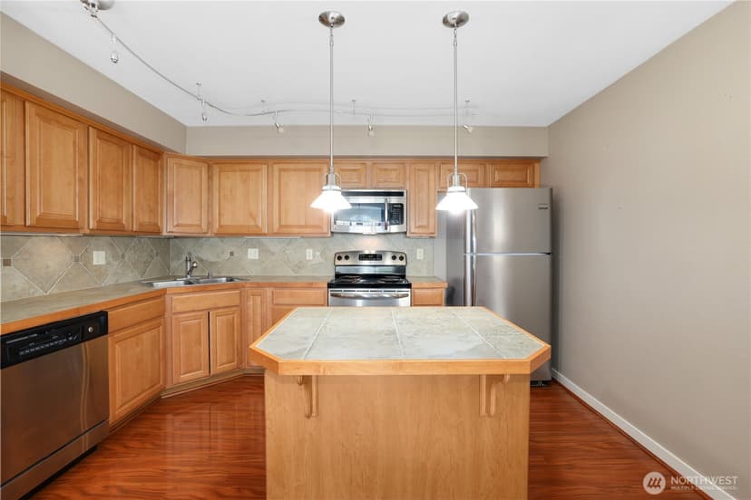 Property photo for 13421 97th Avenue E #207, Puyallup photo 12