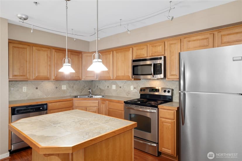 Property photo for 13421 97th Avenue E #207, Puyallup photo 16