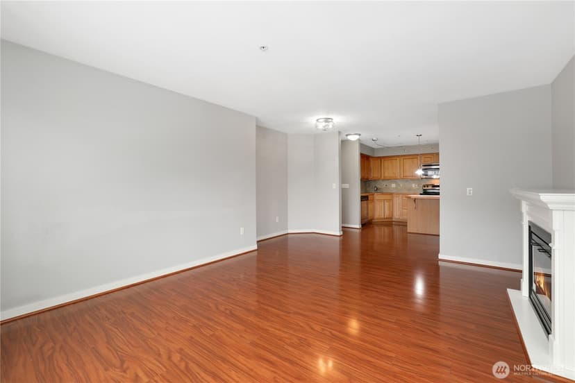 Property photo for 13421 97th Avenue E #207, Puyallup photo 10