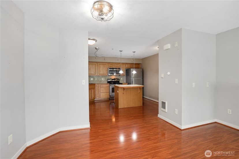 Property photo for 13421 97th Avenue E #207, Puyallup photo 11