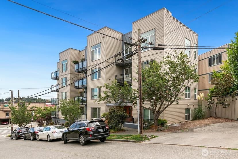 Property photo for 3202 SW Avalon Way #102, Seattle photo 3