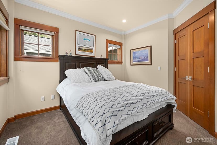 Property photo for 10213 Green Lane SW, Lakewood photo 25
