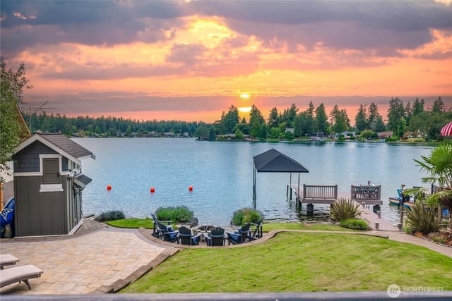 Property photo for 10213 Green Lane SW, Lakewood