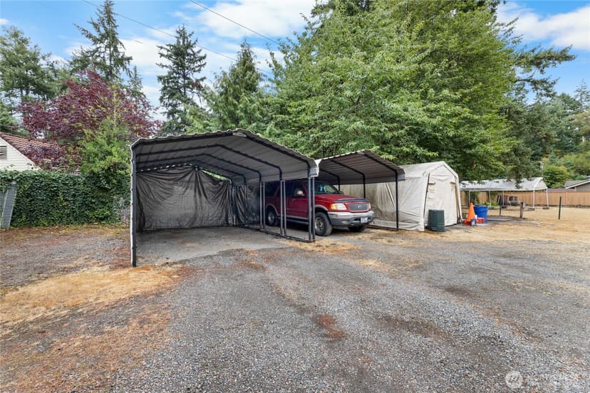 Property photo for 12803 Nyanza Rd, Lakewood photo 17
