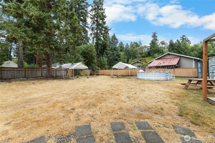 Property photo for 12803 Nyanza Rd, Lakewood photo 18