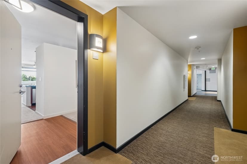Property photo for 15100 6th Avenue SW #325, Burien photo 3