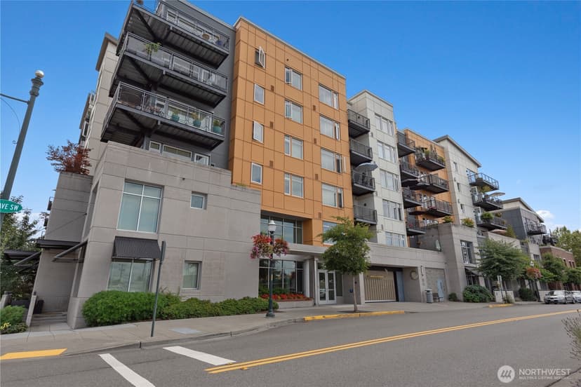 Property photo for 15100 6th Avenue SW #325, Burien