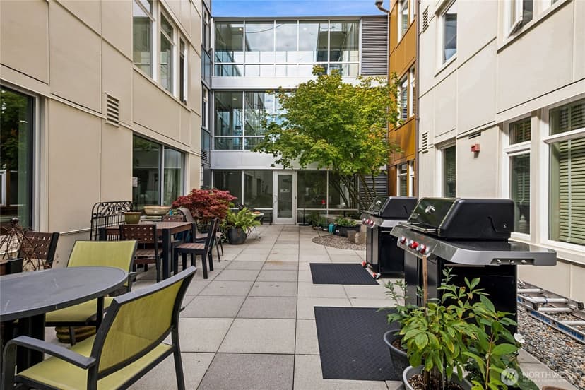 Property photo for 15100 6th Avenue SW #325, Burien photo 22