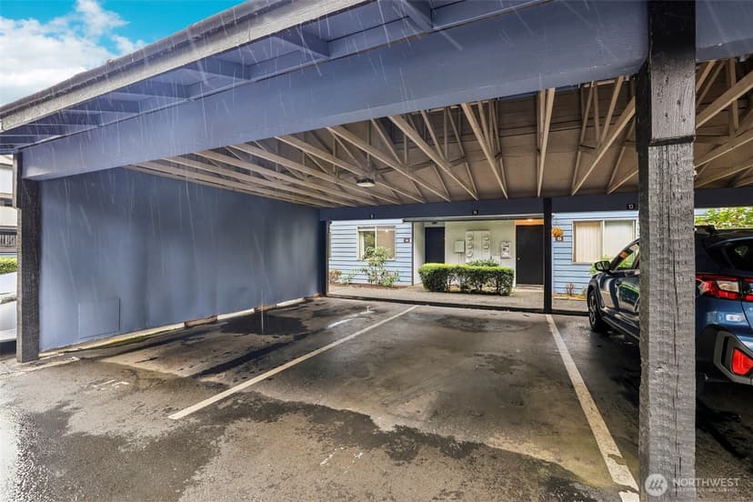 Property photo for 280 NW Newport Way #B14, Issaquah photo 30