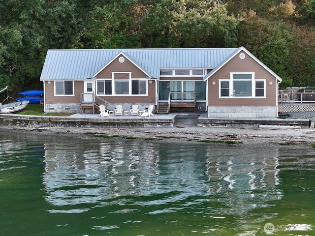 Property photo for 4653 Saratoga Road, Langley photo 2