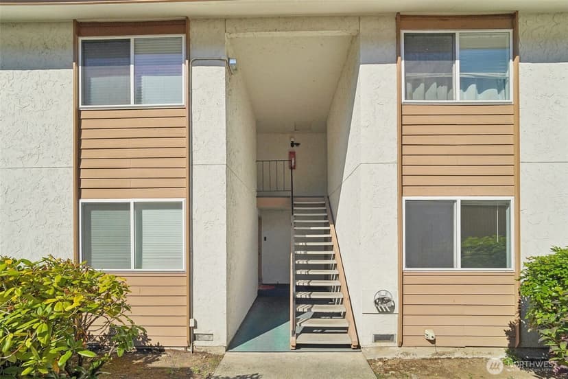 Property photo for 12818 SE 41st Lane #B103, Bellevue photo 23