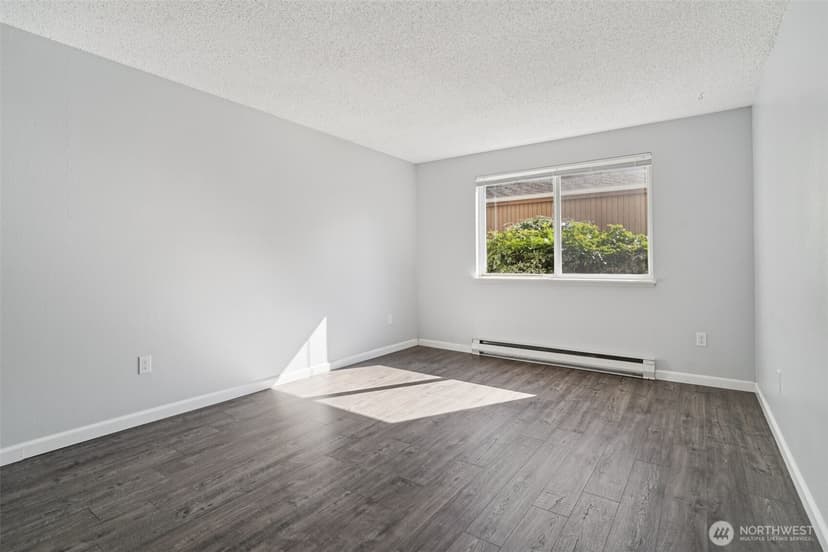 Property photo for 12818 SE 41st Lane #B103, Bellevue photo 18