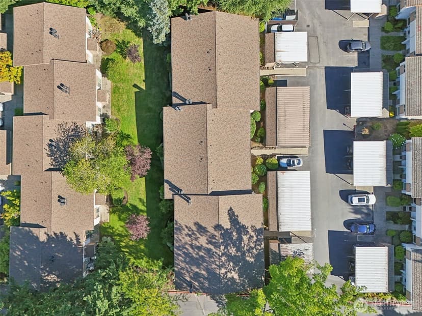 Property photo for 12818 SE 41st Lane #B103, Bellevue photo 28