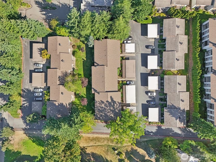 Property photo for 12818 SE 41st Lane #B103, Bellevue photo 27