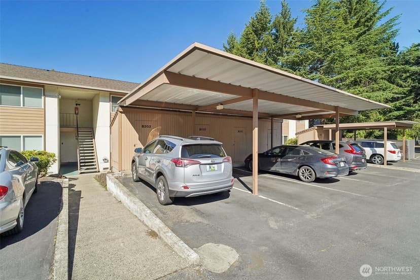 Property photo for 12818 SE 41st Lane #B103, Bellevue photo 24