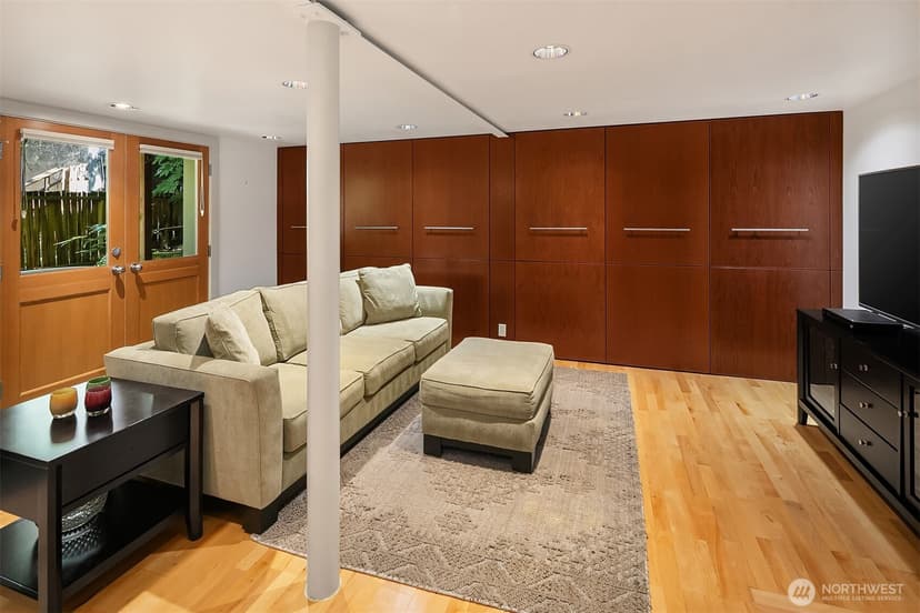 Property photo for 7161 Beach Drive SW, Seattle photo 25