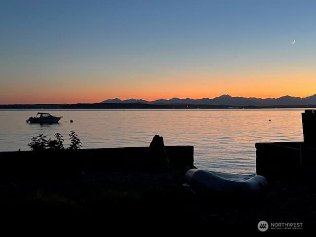 Property photo for 7161 Beach Drive SW, Seattle photo 13