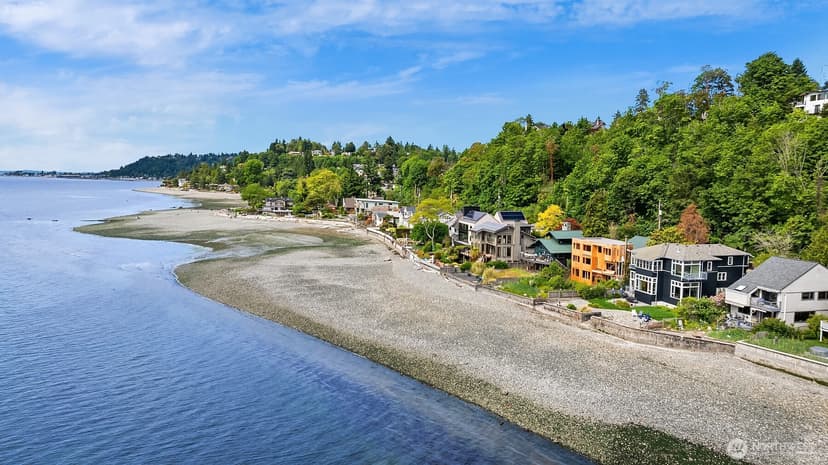 Property photo for 7161 Beach Drive SW, Seattle photo 32
