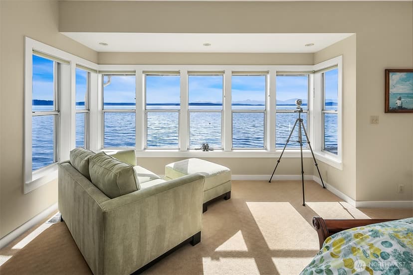 Property photo for 7161 Beach Drive SW, Seattle photo 17