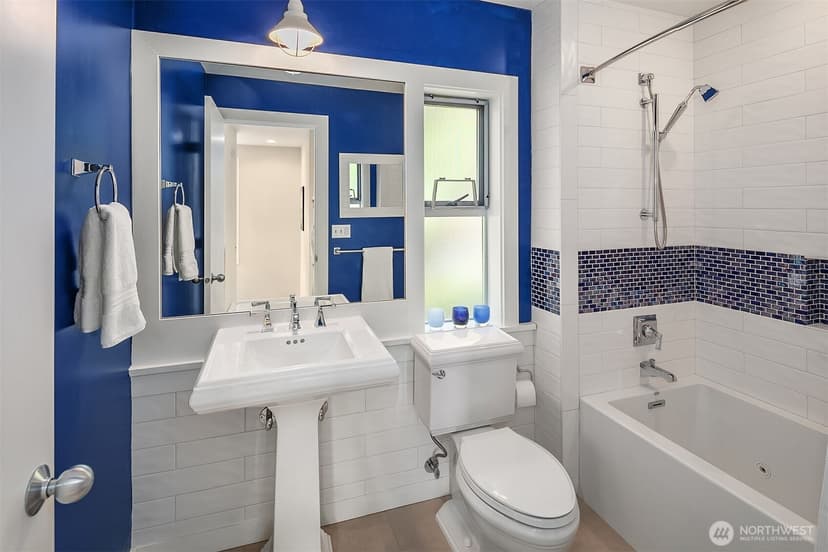 Property photo for 7161 Beach Drive SW, Seattle photo 24