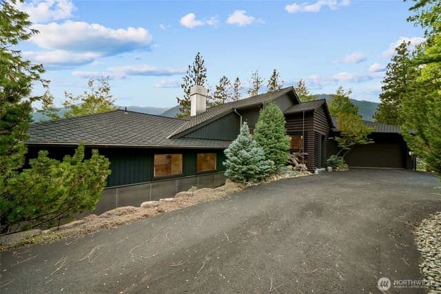 Property photo for 10224 Titus Road, Leavenworth photo 2