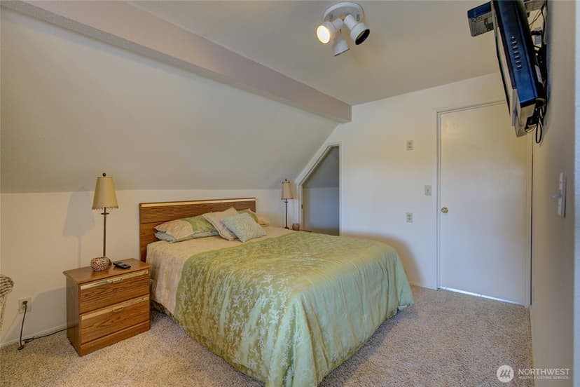 Property photo for 639 Lake Island Avenue SE, Ocean Shores photo 9