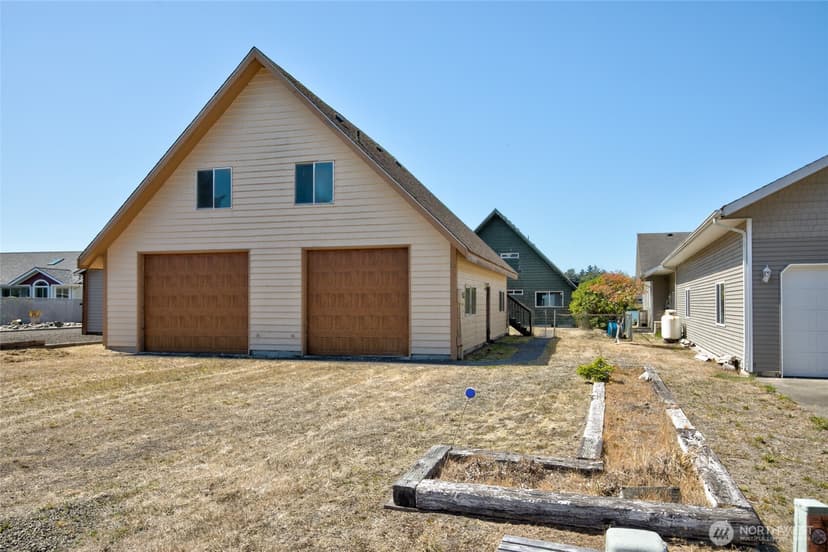 Property photo for 639 Lake Island Avenue SE, Ocean Shores photo 3