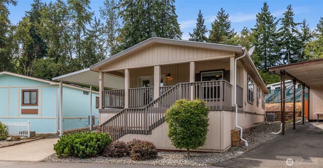 Property photo for 2101 S 324th Street #14, Federal Way photo 3