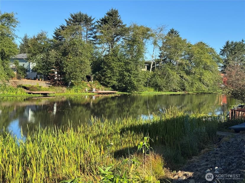 Property photo for 333 Canal Drive NE, Ocean Shores photo 29