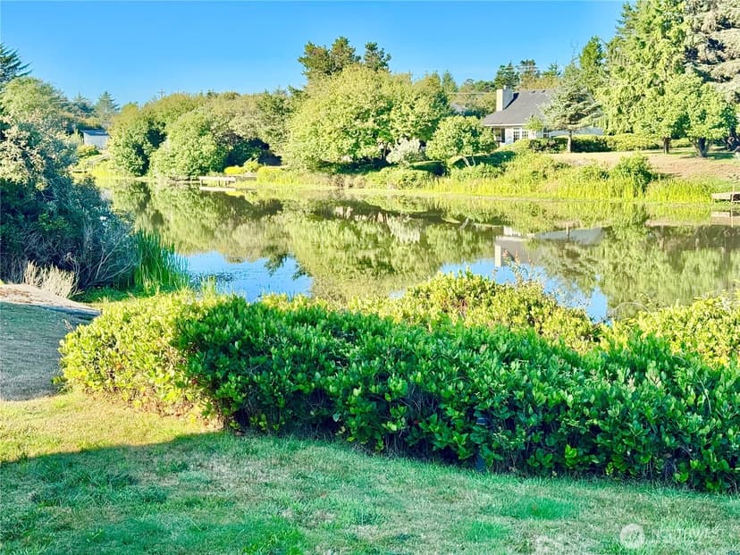 Property photo for 333 Canal Drive NE, Ocean Shores photo 25