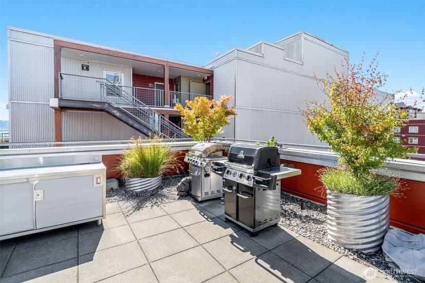 Property photo for 2440 Western Avenue #503, Seattle photo 27