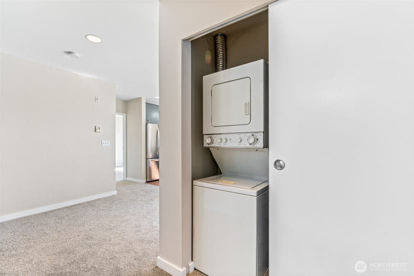 Property photo for 2440 Western Avenue #503, Seattle photo 20