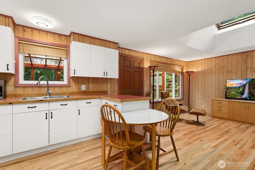 Property photo for 25825 SE 242nd Street, Maple Valley photo 11