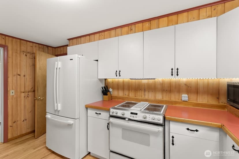 Property photo for 25825 SE 242nd Street, Maple Valley photo 14