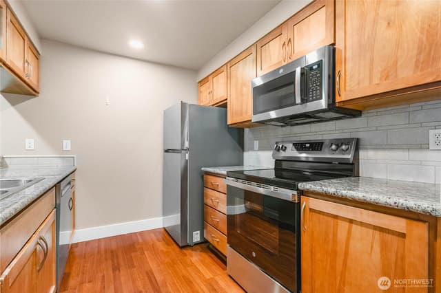 Property photo for 25 N Broadway #206, Tacoma photo 5