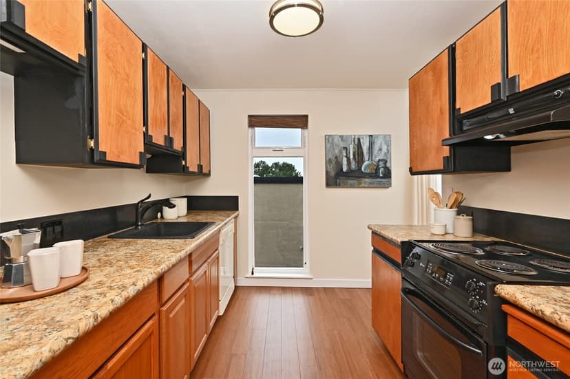 Property photo for 2510 W Bertona Street #213, Seattle photo 5