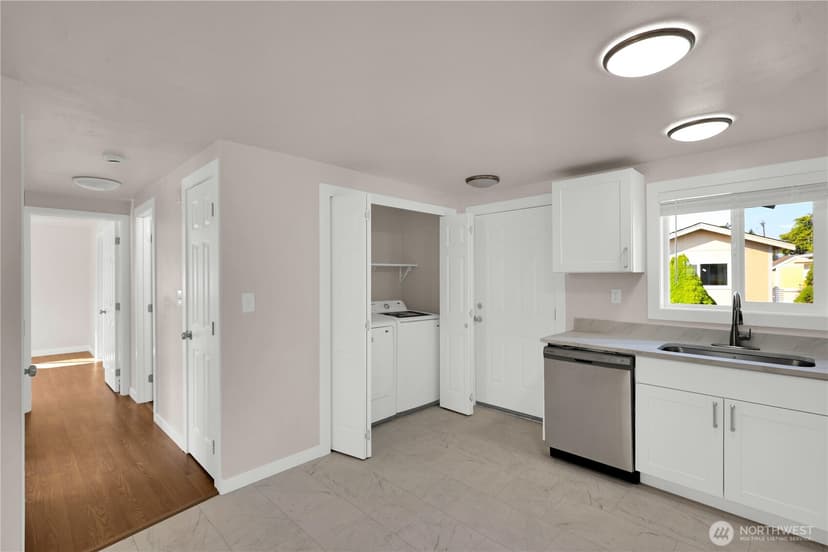 Property photo for 18501 52nd Avenue W #54, Lynnwood photo 6