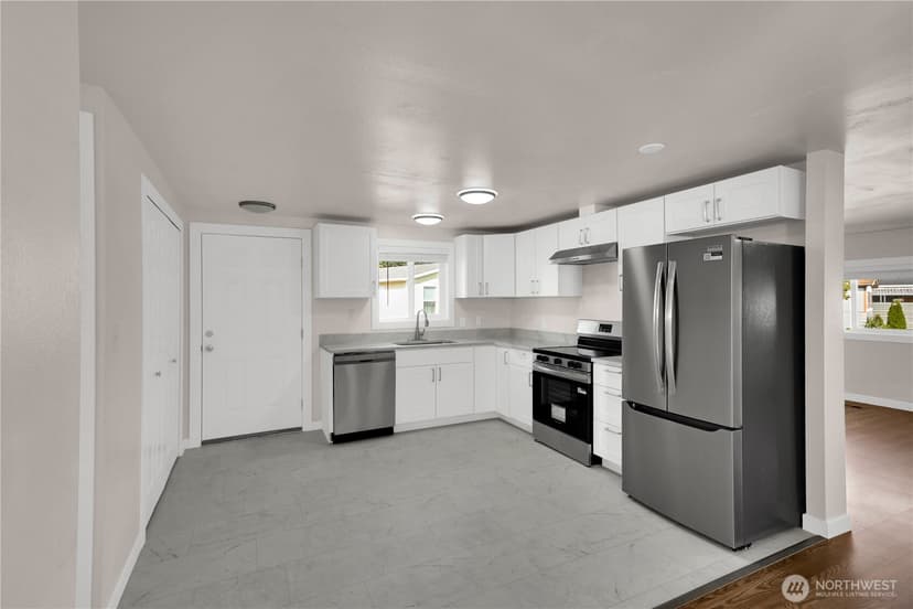 Property photo for 18501 52nd Avenue W #54, Lynnwood photo 5