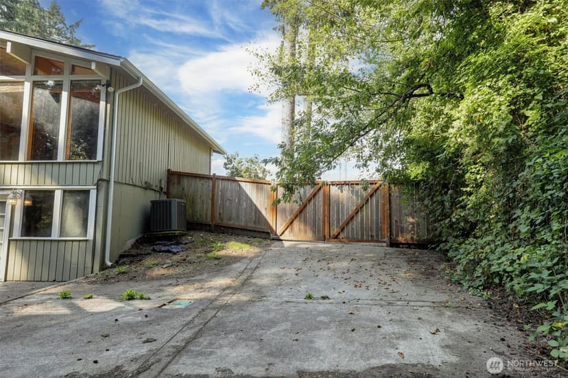 Property photo for 5019 Vickery Avenue E, Tacoma photo 31