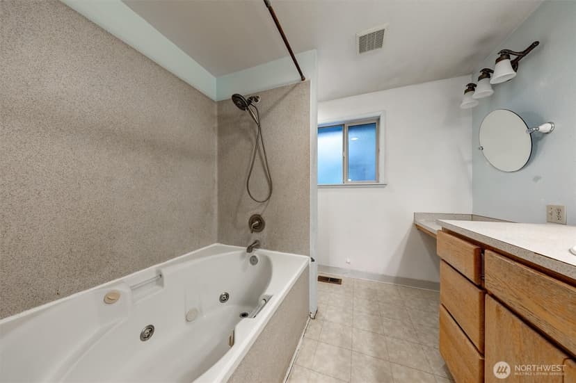 Property photo for 5019 Vickery Avenue E, Tacoma photo 16