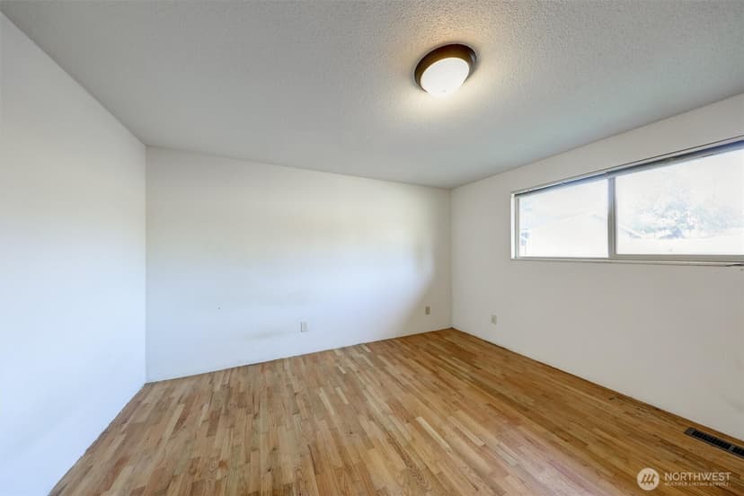 Property photo for 5019 Vickery Avenue E, Tacoma photo 17
