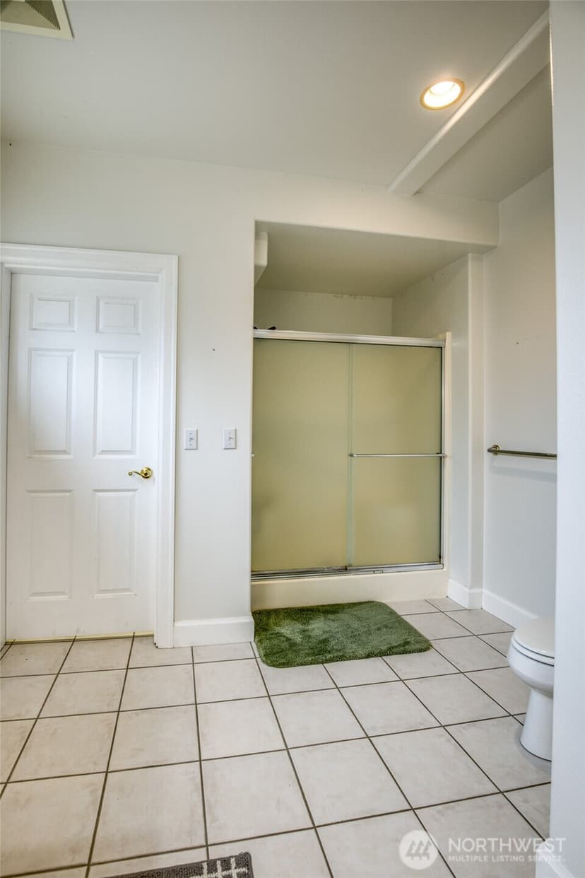 Property photo for 681 Lake Island Avenue SE, Ocean Shores photo 18