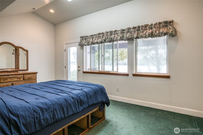 Property photo for 681 Lake Island Avenue SE, Ocean Shores photo 15