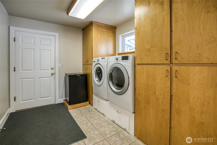 Property photo for 681 Lake Island Avenue SE, Ocean Shores photo 12