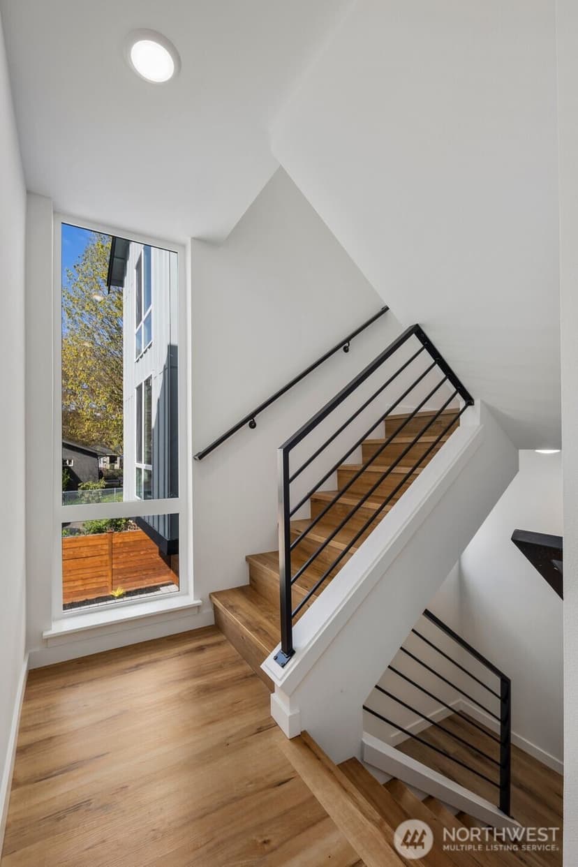 Property photo for 817 C S Rose Street, Seattle photo 14