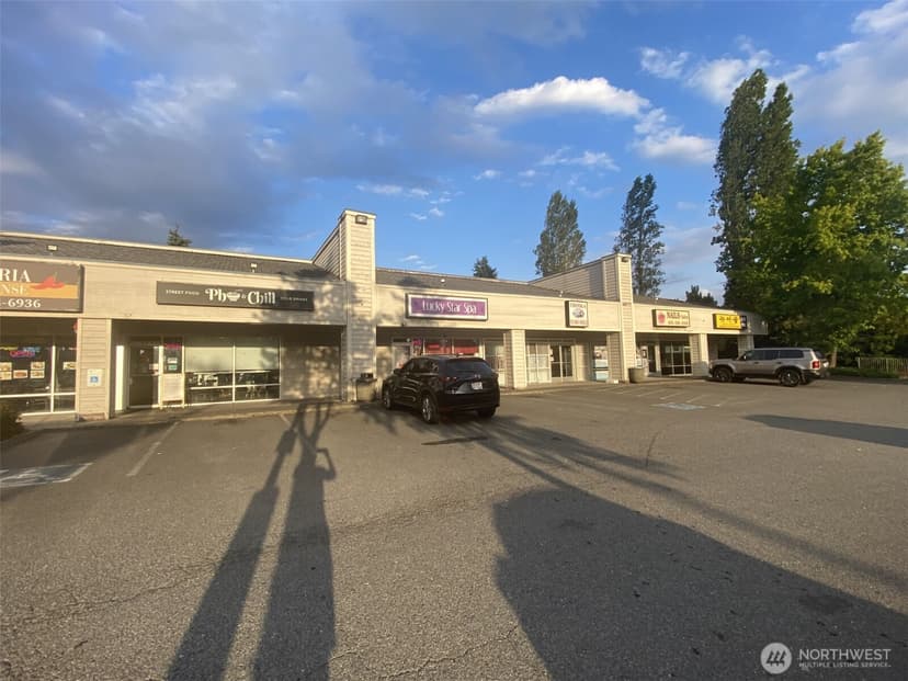 Property photo for 14007 Highway 99 #F, Lynnwood photo 12